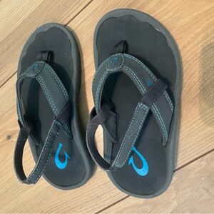 Olukai Ohana Sporty Kids Thong Sandals Size 11/12 EUR30